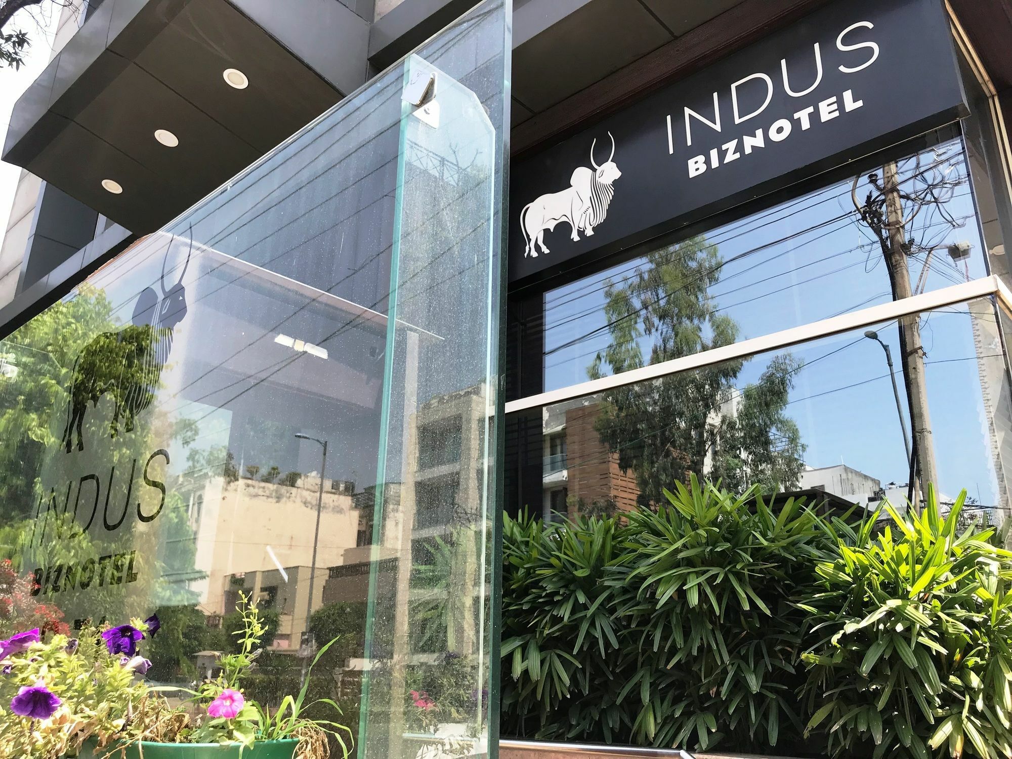 Indus Biznotel Nové Dillí Exteriér fotografie